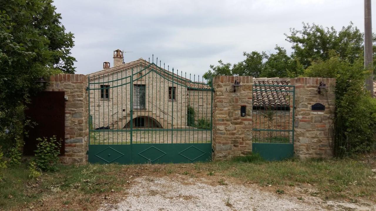 Locanda San Francesco Montecarotto Exteriör bild